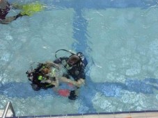 Plongée sous marine en piscine : Tournai (Belgique) - Lille (France)